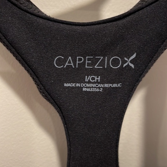 NWT Capezio Kids Girls Black Bra Top Intermediate - Picture 4 of 8